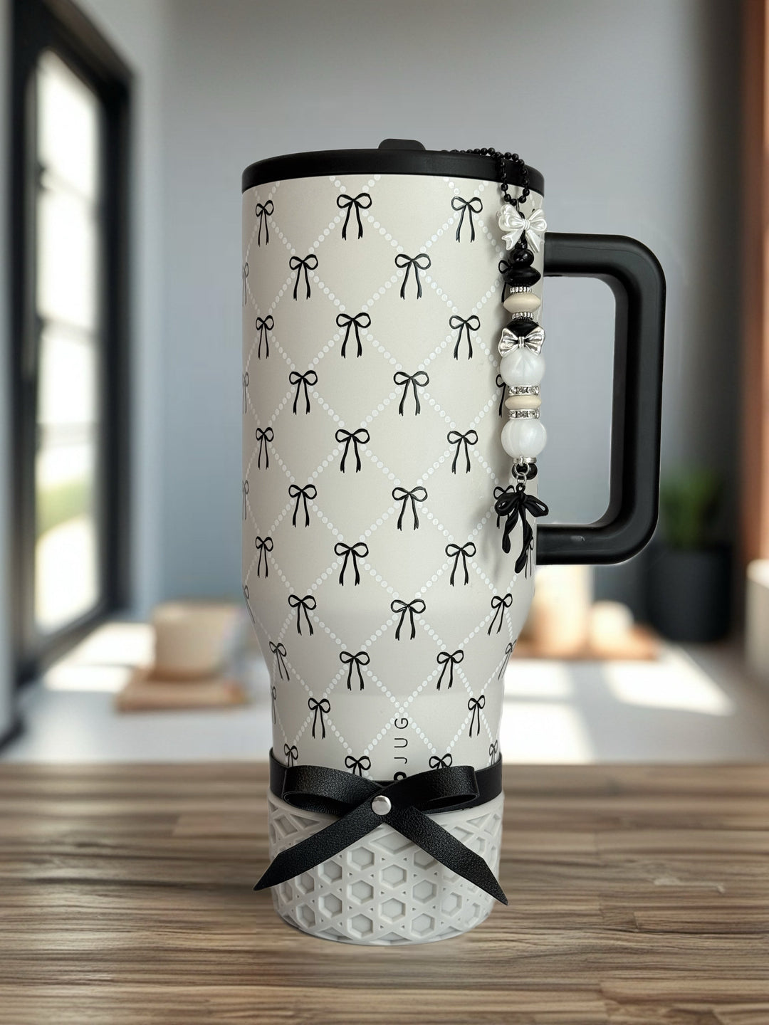 Black Bow Tumbler Bracelet